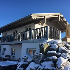 https://allgau-chalet-kaufbeuren.com-bavaria.com